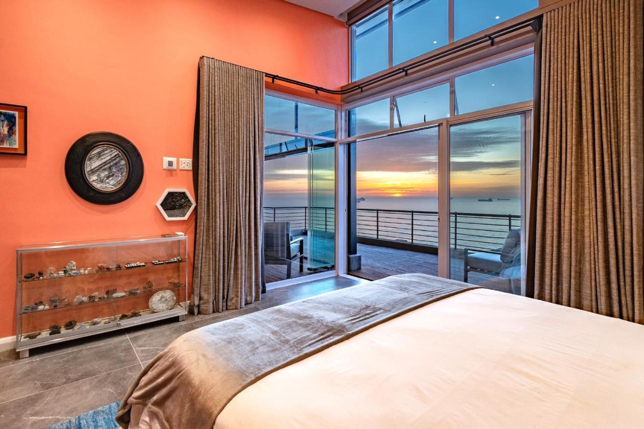 Apartamento Serviced Penthouse, 100k Gemstone Display, Ensuite Cidade Do Cabo